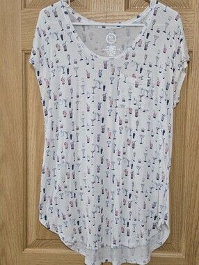 White Cocktail-Print Pocket Tunic Shirt 24/7 Maurices